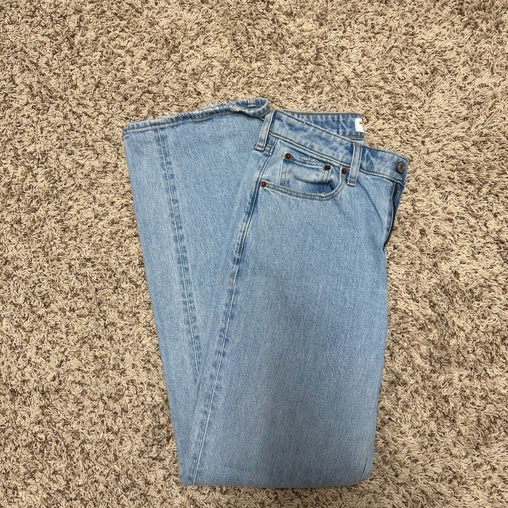 Abercrombie & Fitch Curve Love The 90’s Relaxed Jean High Rise